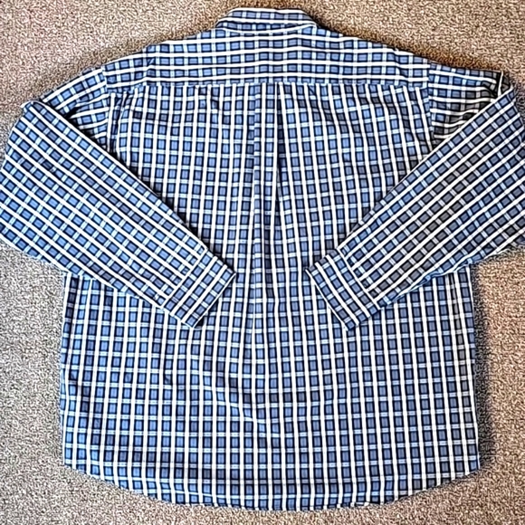 Men's Shirt - Picture 7 of 14